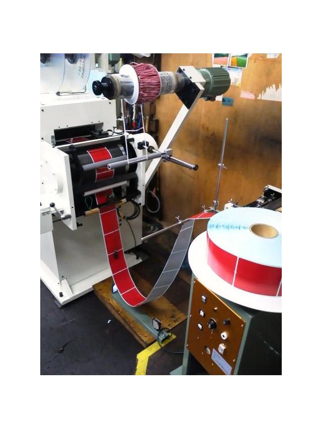 ラミネート装置